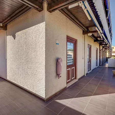 Rev'hotel Hotel Leucate