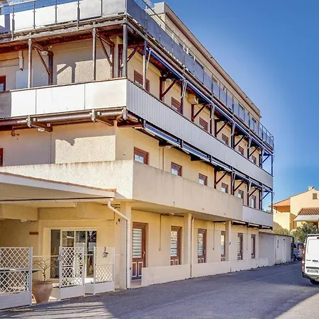 Rev'hotel Leucate