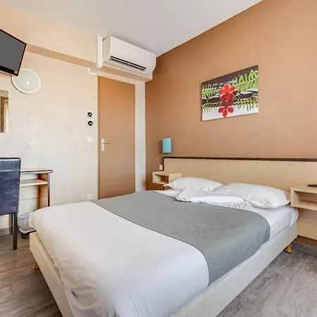 Rev'hotel Leucate