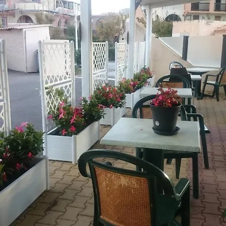 Rev'hotel 2*