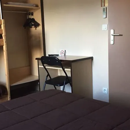 Rev'hotel 2* Leucate