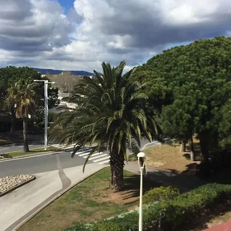 Rev'hotel Leucate