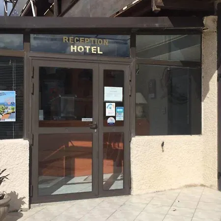 Rev'hotel