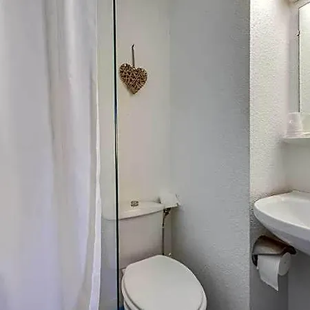 Rev'hotel 2* Leucate