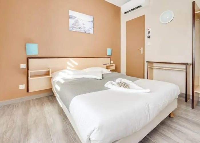 Rev'hotel