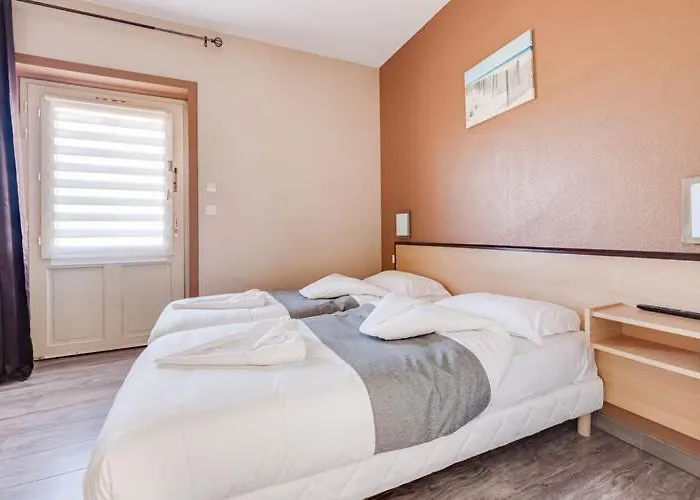 Rev'hotel 2* Leucate