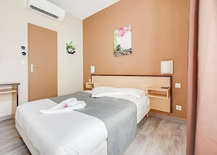 Ξενοδοχείο Rev'hotel