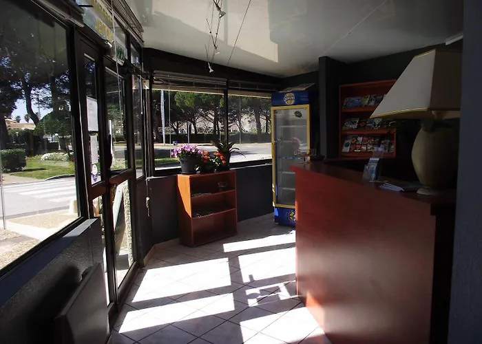 Rev'hotel Hotel Leucate